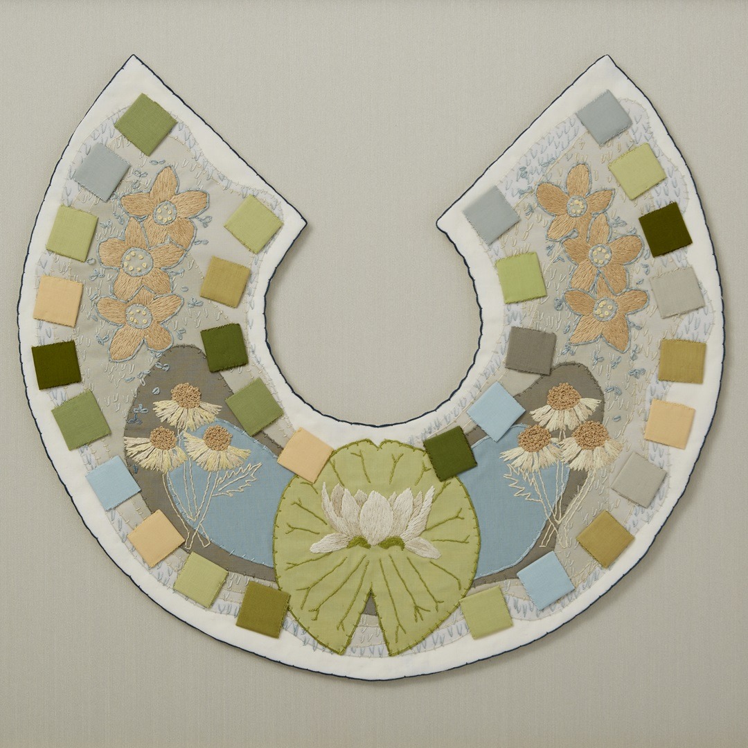 Lindsay Olson, Calumet Region I, 2023. 25cm x 25cm (10" x 10"). Embroidery, appliqué. Cotton thread, cotton fabrics. Photo: Cindy Trim.