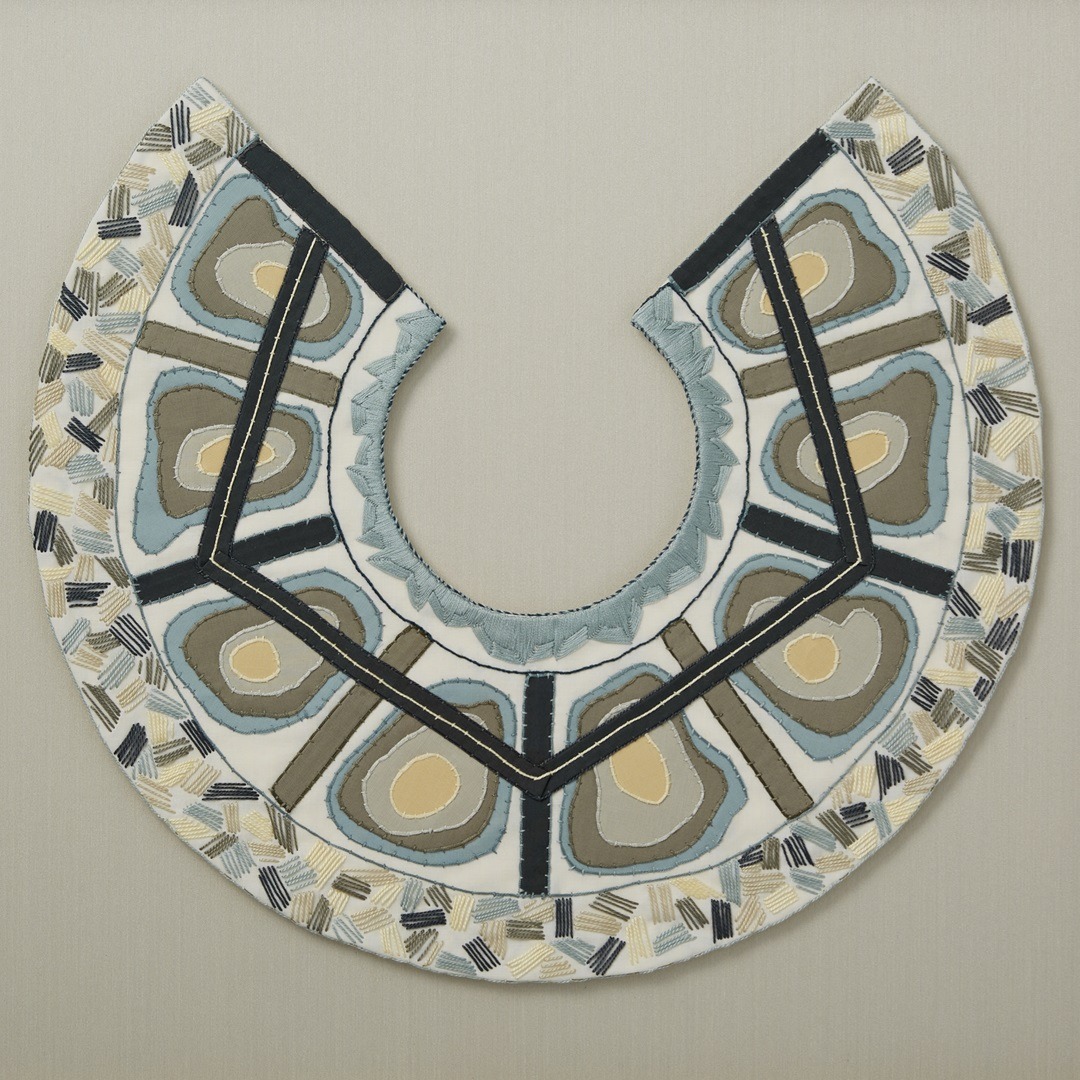 Lindsay Olson, Calumet Region II, 2023. 25cm x 25cm (10" x 10"). Embroidery, appliqué. Cotton thread, cotton fabrics. Photo: Cindy Trim.