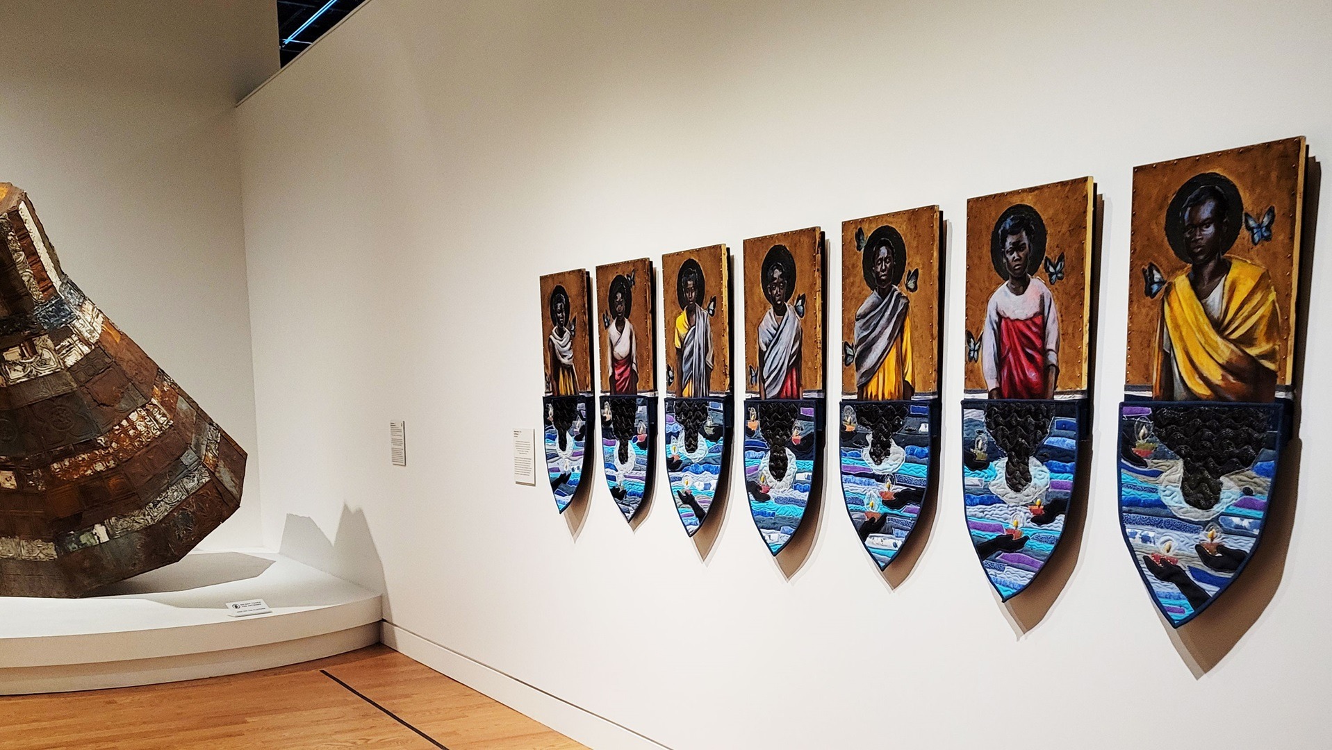 Stephen Towns, An Offering, 2018. Installation view at the National Museum of African American History and Culture (Washington, DC, US).