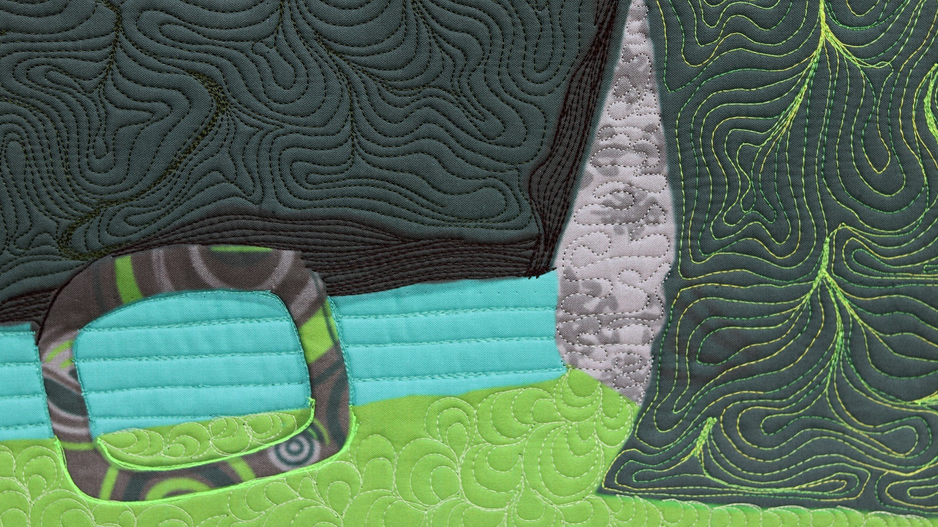 Clara Nartey, Emerald (detail), 2022. 102cm x 76cm (40" x 30"). Digital painting, textile design, free machine embroidery, quilting. Thread, ink, cotton.