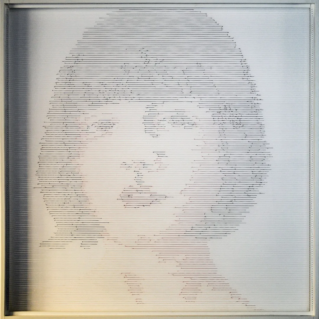 Pamela Campagna, the BIG KNOTTHING_04 after, 2019. 150cm x 150cm (59" x 59"). Partition of polyester threads on wooden frame. 