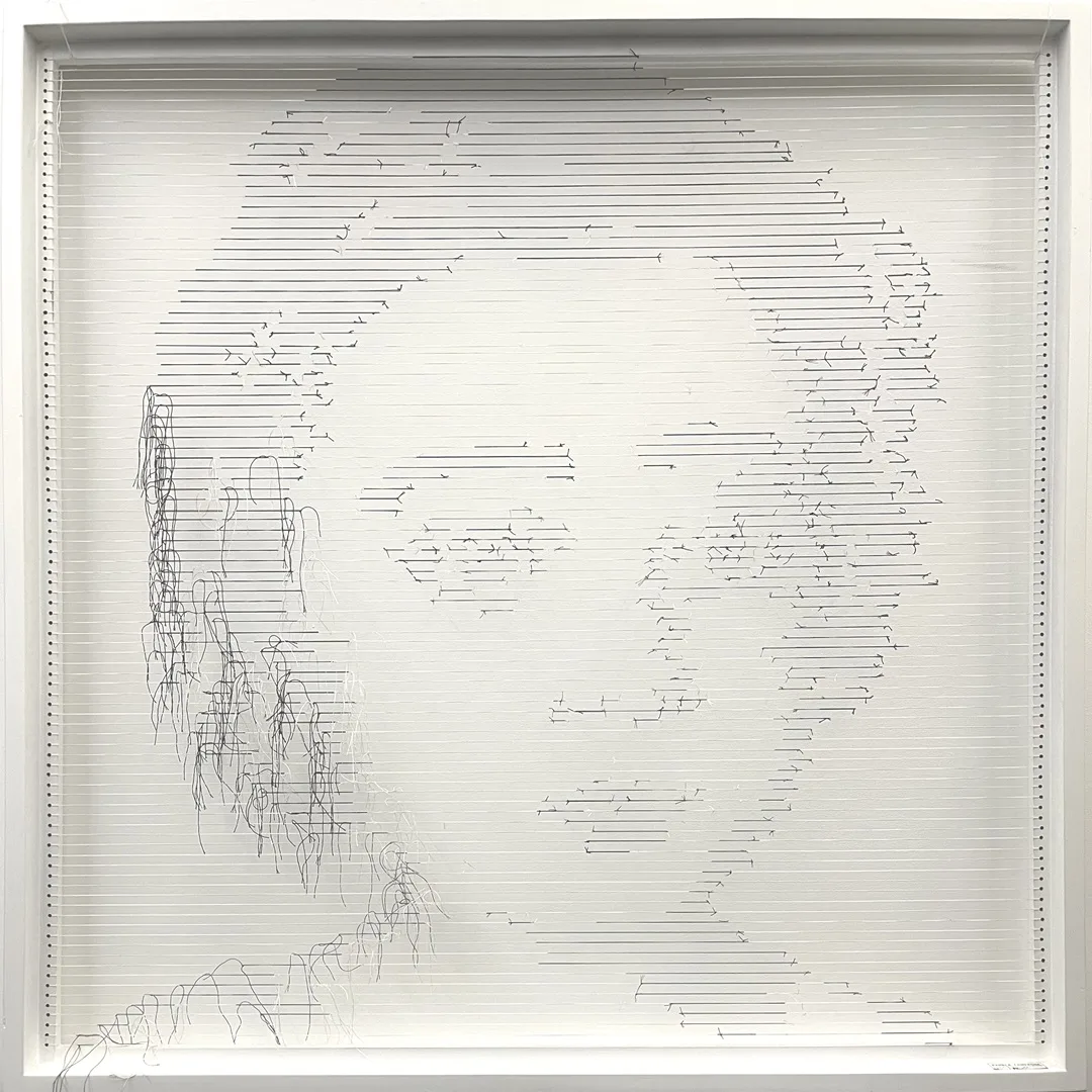Pamela Campagna, the BIG KNOTTHING_10, 2021. 100cm x 100cm (39" x 39"). Partition of polyester threads on wooden frame. 