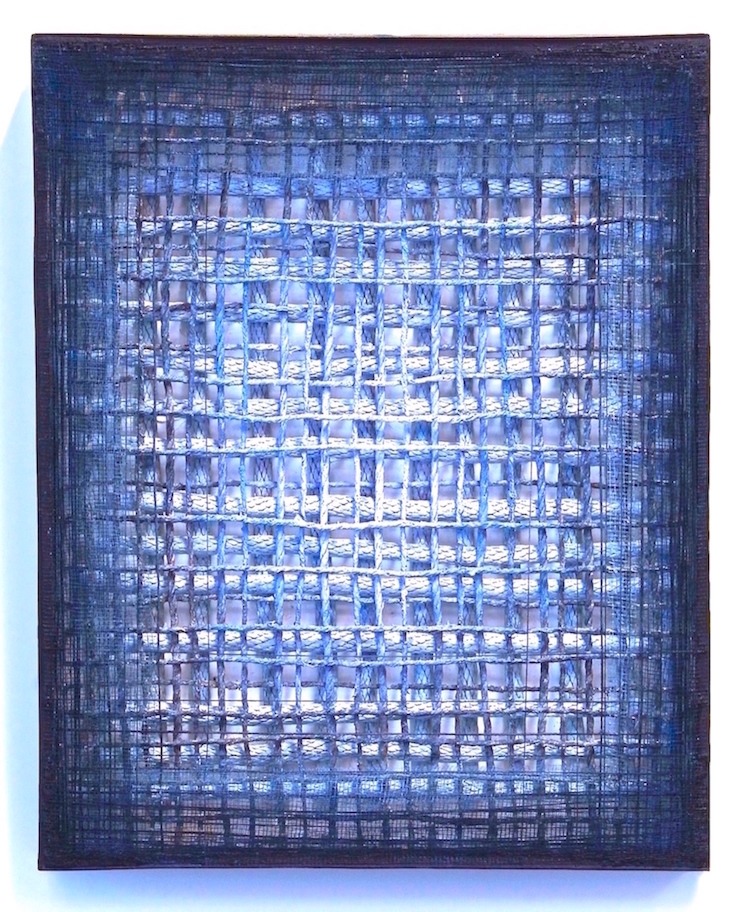 Atsuko Chirikjian, Into the lines, 2015, 16" x 20"x 3", Wire, thread, rope.
