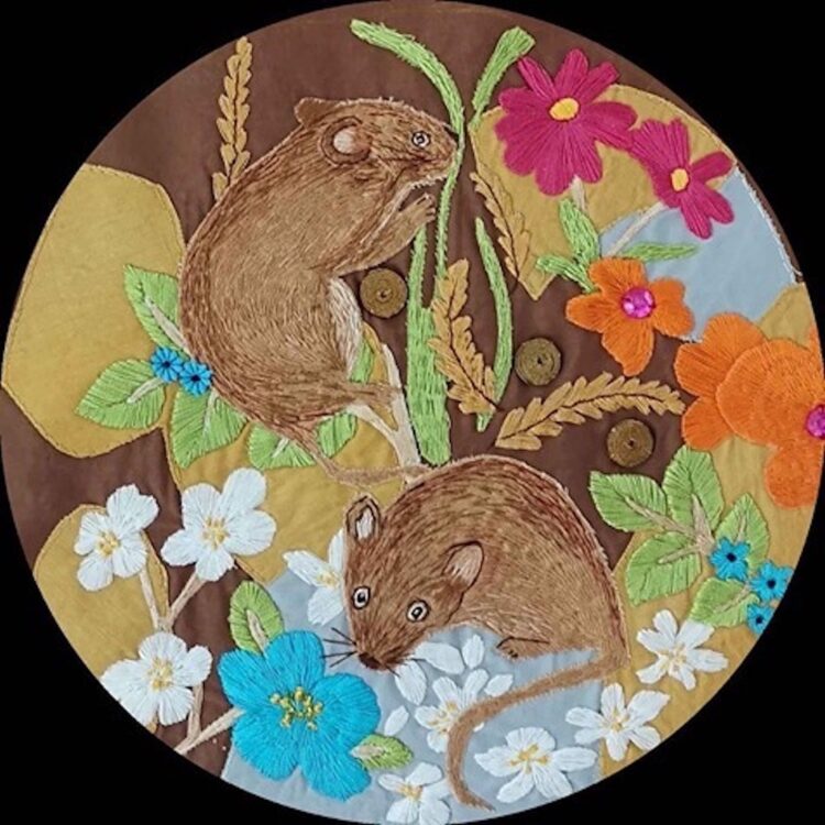 Aran Illingworth, Mouse Muse, 2020. 14cm x 14cm (6” x 6”). Appliqué and hand stitch. Fabric.