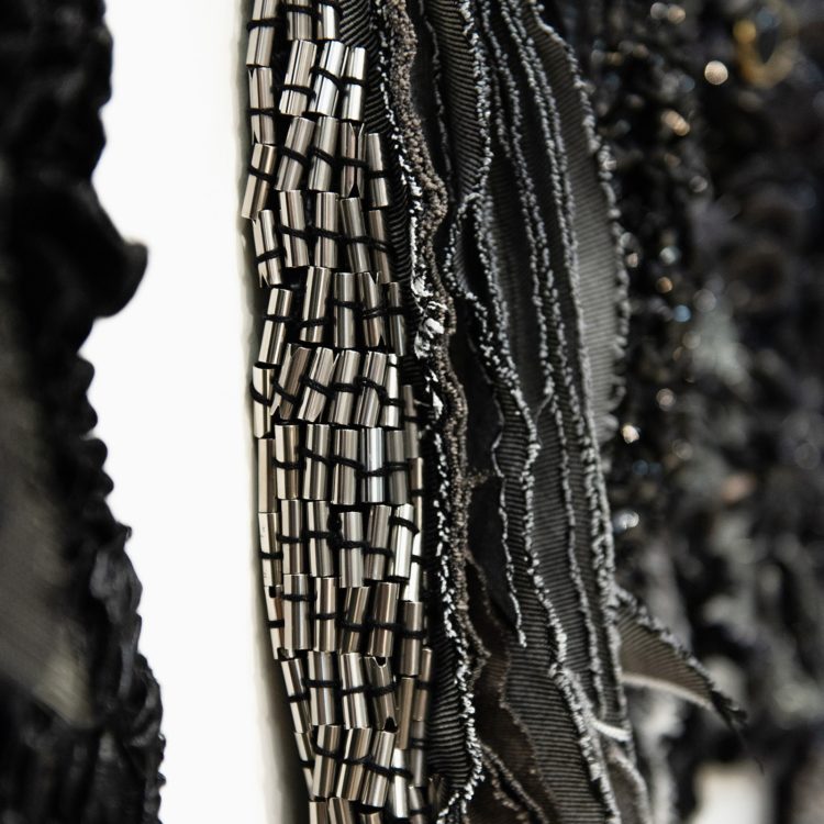 Tina Marais, L’écoulement (detail), 2018. - TextileArtist.org