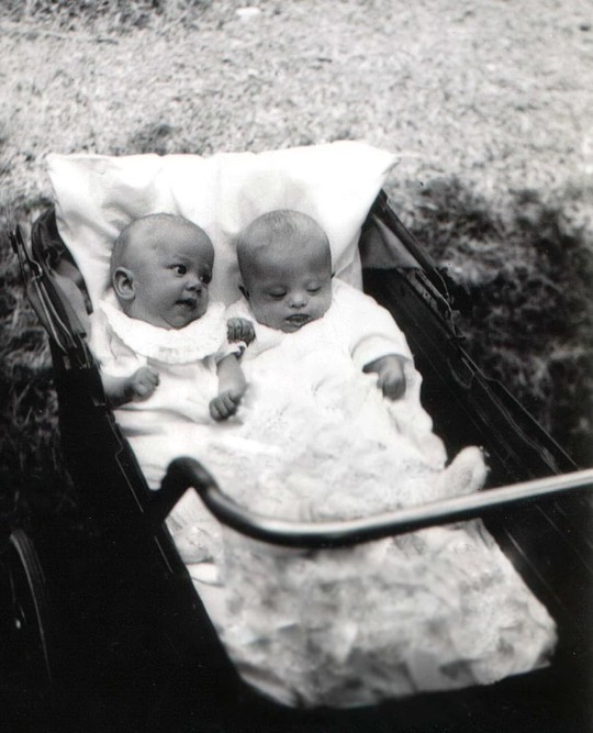 Judith Scott as a baby with her sister Joyce
