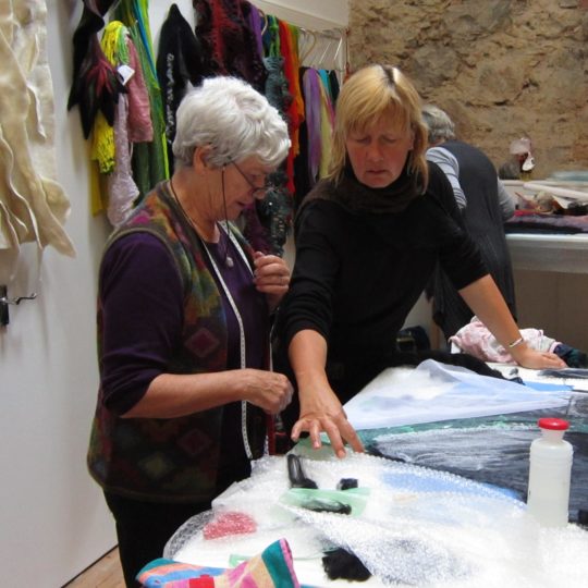 Dagmar Binder teaching a workshop at Big Cat Textiles, Scotland. Photo: Jeanette Sendler.