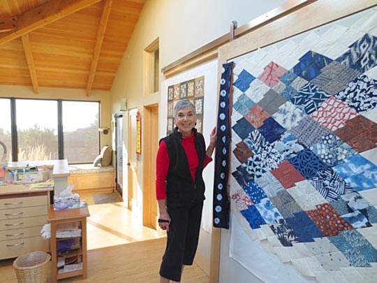 Mirka Knaster – Upper level of studio