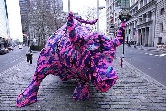 Olek – Wall Street Bull