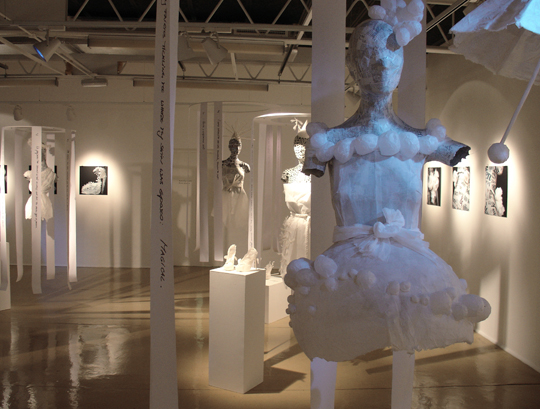 Isabell Buenz – Little White Dress (2013)