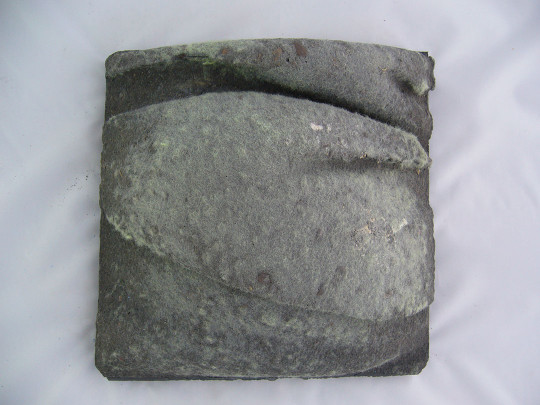 Concrete moulded on a wool felt surface