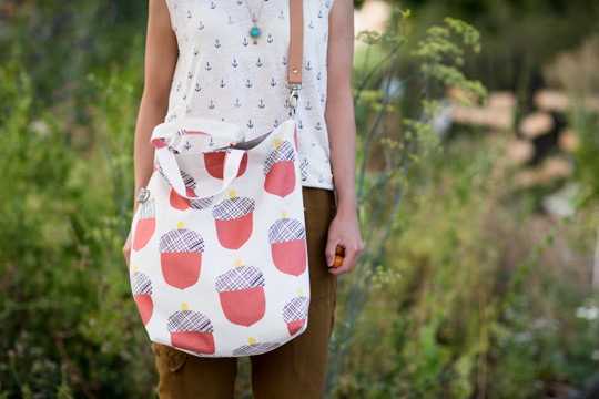 Annie Chen – Acorn Canvas Bag