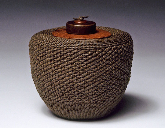 5. Nancy Moore Bess,Cha Tea Jar, 2003, 7 x 6 inches