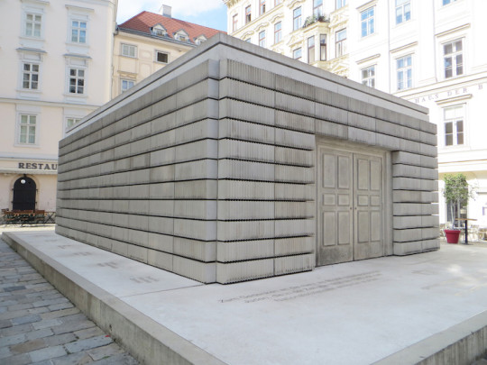 Judenplatz Holocaust Memorial, Rachel Whiteread, 2000