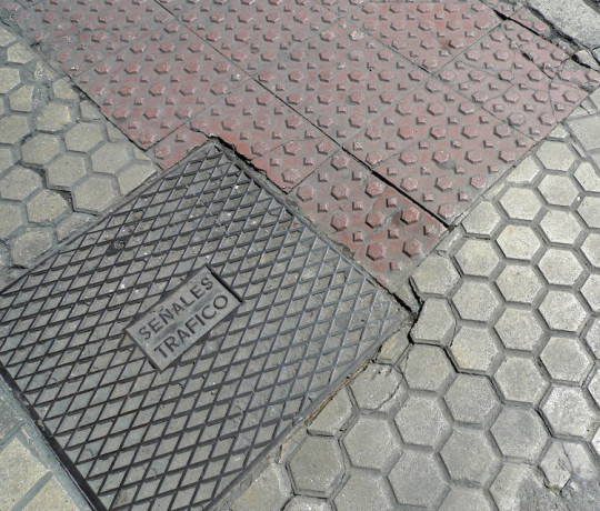 Sue Stone, Pavement, Seville