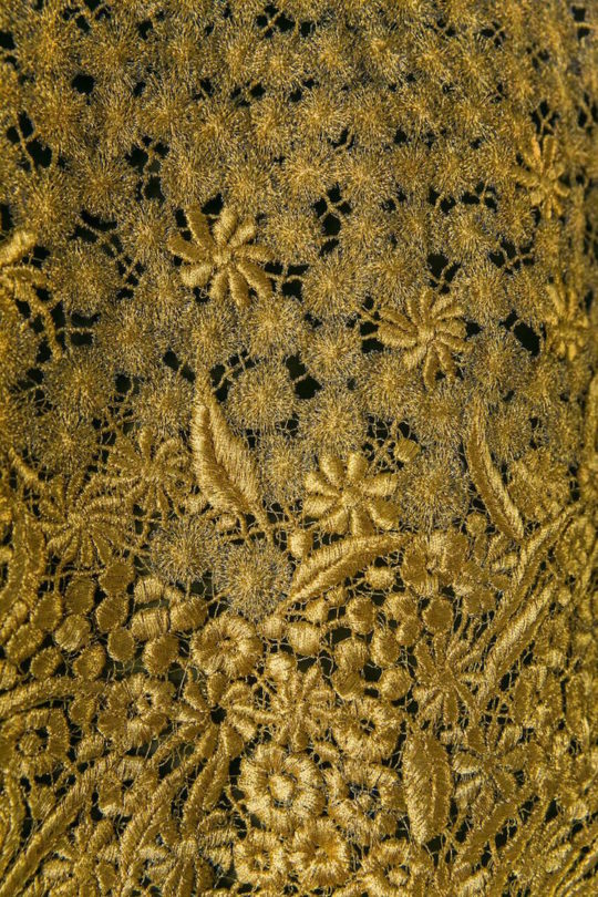 Kate Wells, Field of Gold (detail), 2016, 162 x 61cm, gold machine embroidery dissolvable fabric