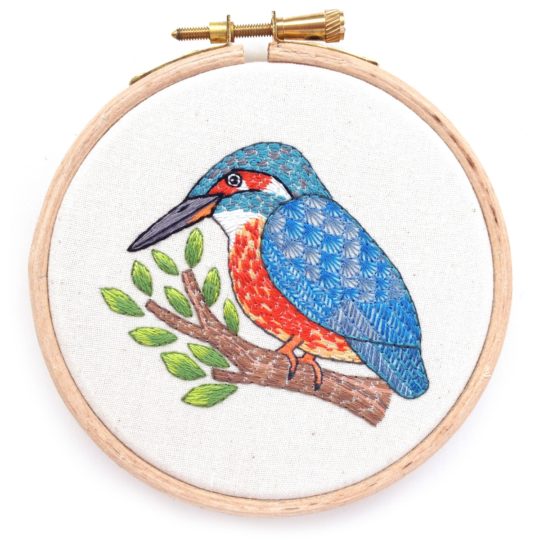 Chloe Redfern: Kingfisher, 2018, Hand embroidery with stranded cotton threads