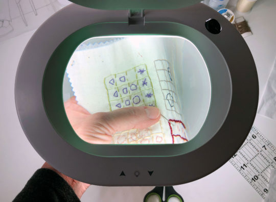 LightView XL Magnifying Glass Light