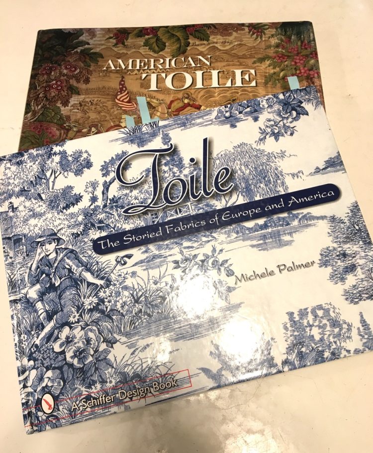 Merill Comeau: Preparatory reading books about Toile