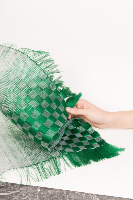 Solenne Jolivet: Weaving effect on metal (Detail) - Photo credit : Amélie Canon, 2017, 50cm x 50cm, Polyester, metal grid