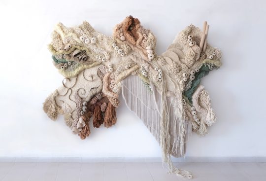 Vanessa Barragão: Nostalgia, 2020, 240cm x 185cm, 100% recycled wool and esparto grass, latch hook, crochet, basketry and other fibre techniques.