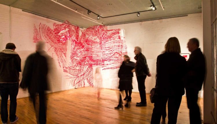 Christine Mauersberger: Timelines, 2015, Plastic film (rubylith), polyester netting (tulle), machine sewn