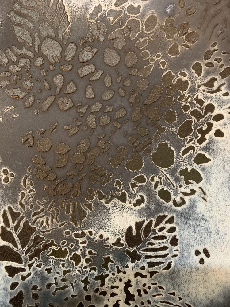 Sarah Desmarais: Experimental print with rice paste and dye on watercolour paper (Detail), 2018, Entire print 30cm x 25cm, Rice paste resist printed onto watercolour paper through a hand cut paper stencil, and overlaid with fibre reactive dye