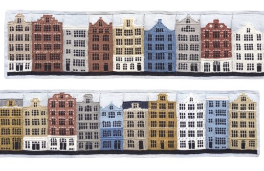 Jake Henzler, Grachtenpanden van Amsterdam, 2020. 240cm x 35cm (94" x 14"). Knitted colourwork, patchwork, crochet. Cotton yarn.
