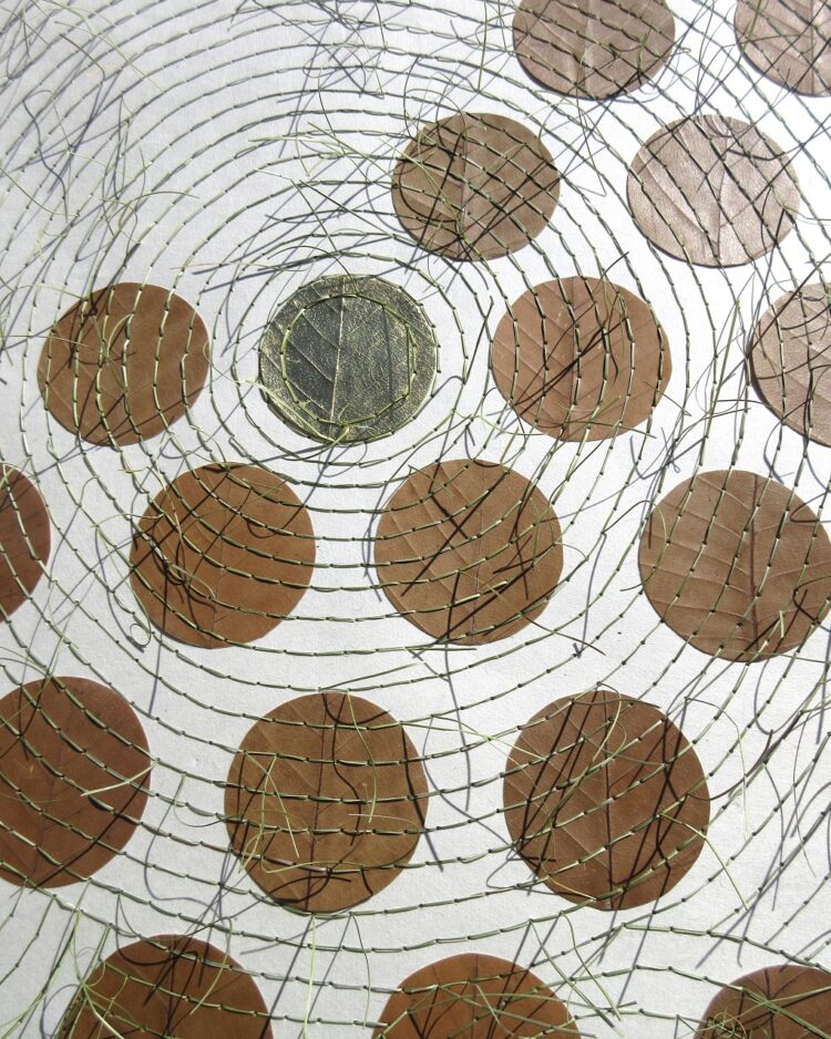 Kazuhito Takadoi, Shutsuga (Sprouting) detail, 2021. 66cm x 86.5cm (26" x 34"). Weaving, stitching, tying. Washi, grass, leaves, gold leaf. Photo: Kazuhito Takadoi/jaggedart.