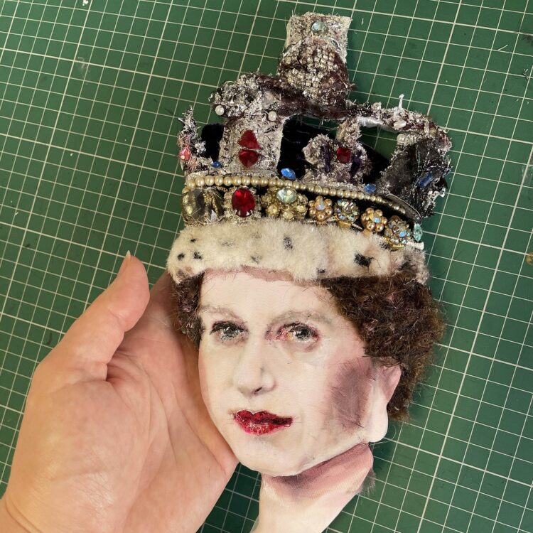 Stacey Chapman, Her Majesty’s quilted head and crown piece.