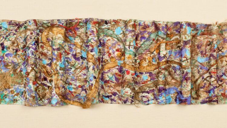 Mary Beth Schwartzenberger, Ebb and Flow, 2011. 55cm x 20cm (22" x 8"). Painting, embroidery, machine sewing, collage, folding. Kyoseishi paper, acrylic paint, Lumiere metallic paint, silk fabric, DMC stranded embroidery cotton. Photo: Scott Setterberg.