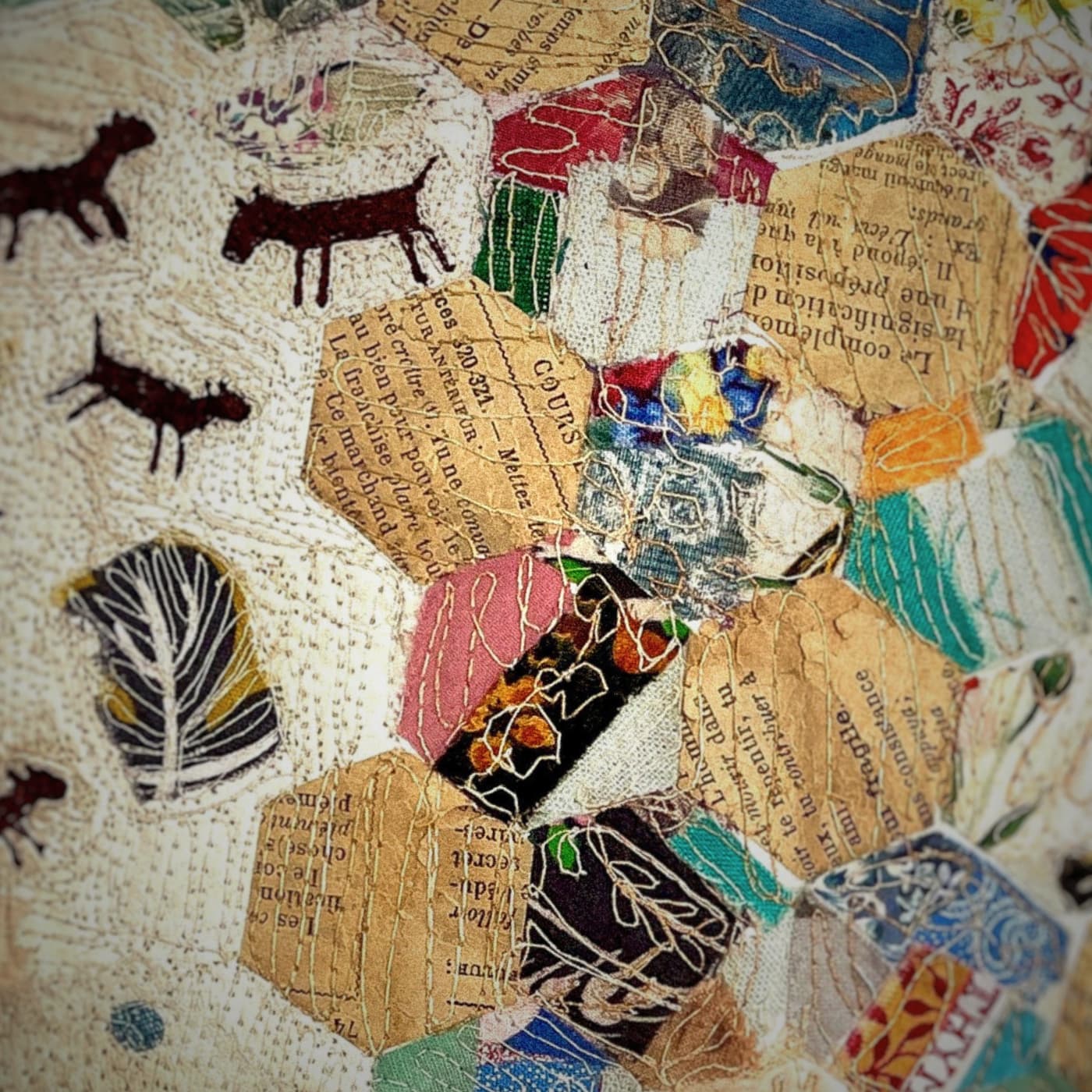 Colourful patchwork with nature motifs.