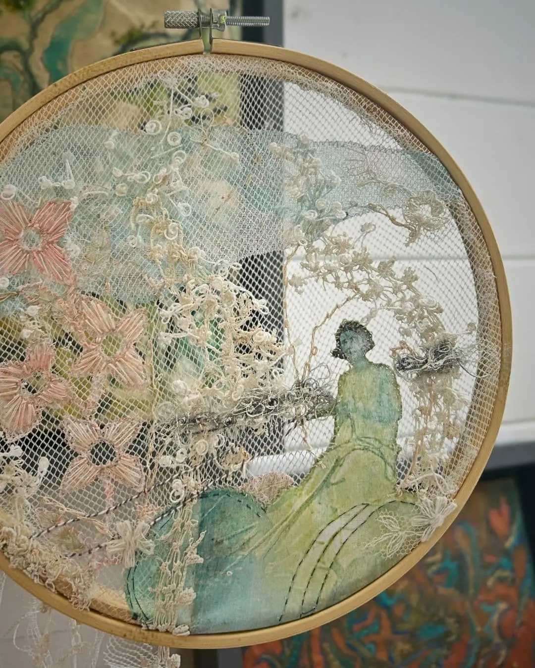 Machine and hand embroidery, appliqué of a Landgirl